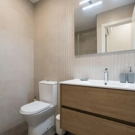Spacious House And Ideal Location
